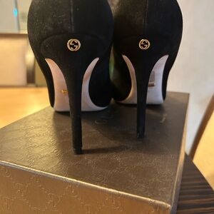 Gucci Women's Black Suede Heels